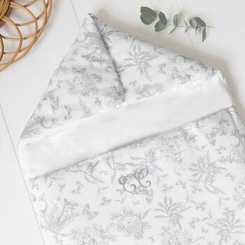 Ivory & Grey Toile De Jouy Baby Nest