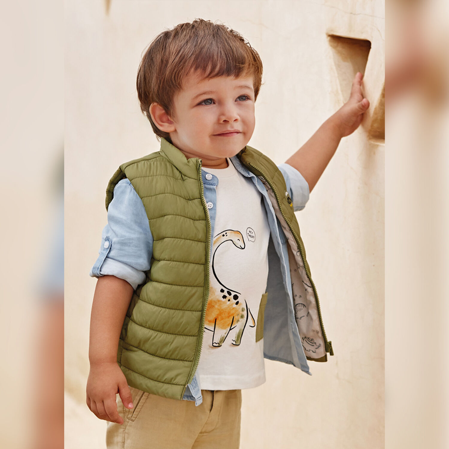 Younger Boys White Dinosaur T-Shirt, 1, hi-res