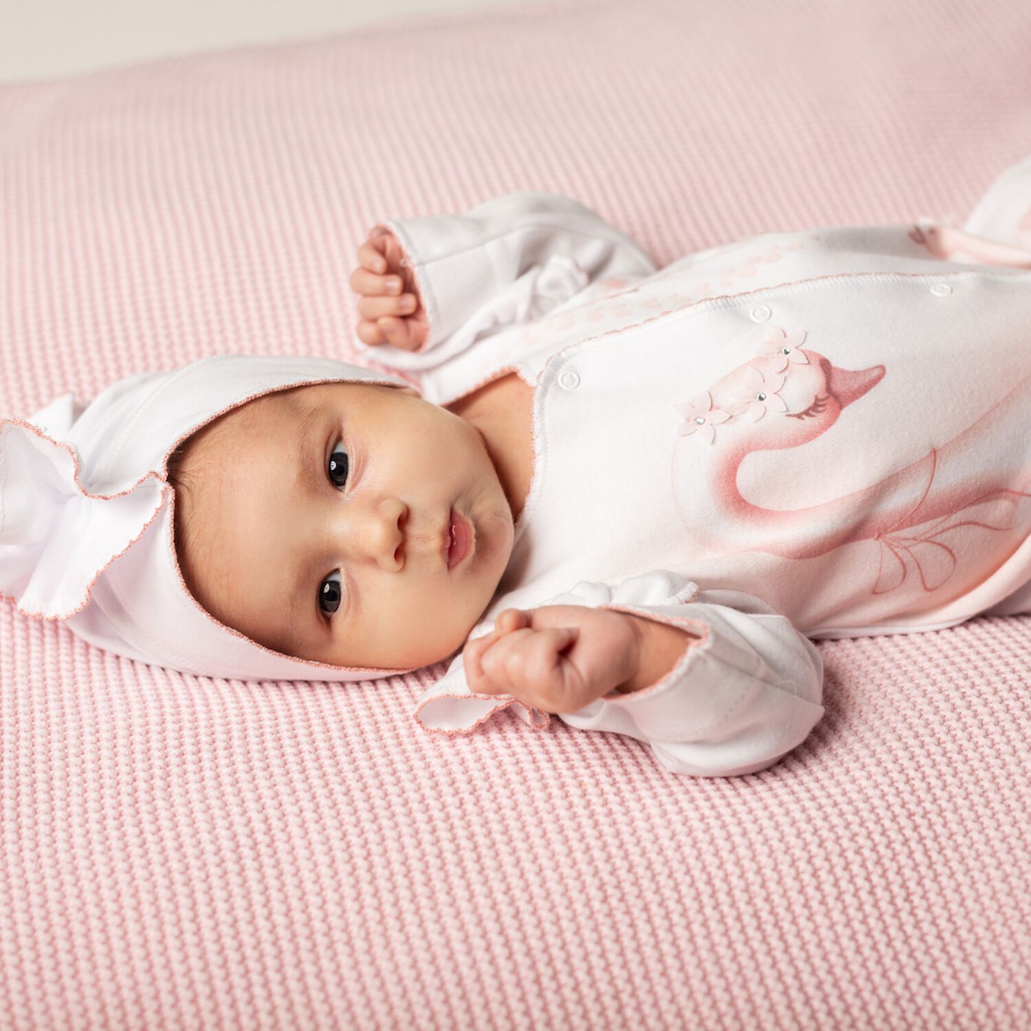 Baby Girls White Swan Babygrow, 1, hi-res