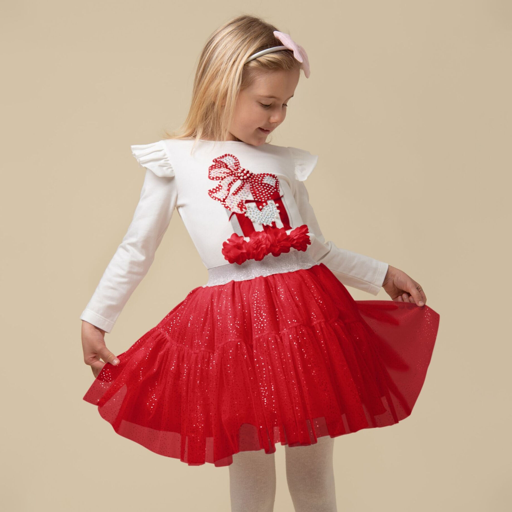 Red hot sale tulle skirt