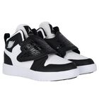 White & Black Sky Jordan 1 Trainers, 1, hi-res