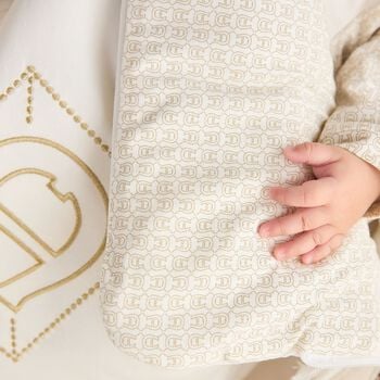 Ivory Logo Baby Nest