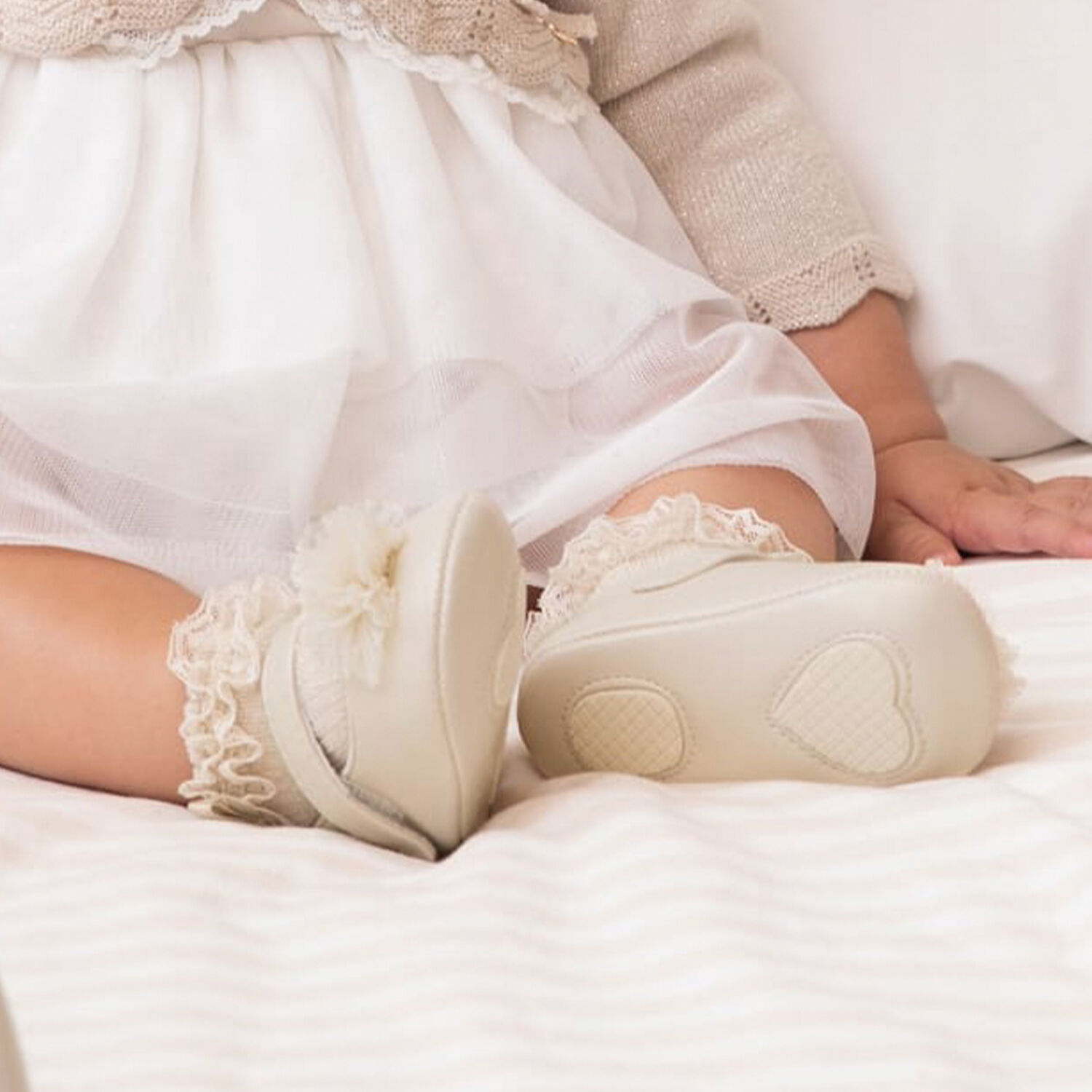 Baby Girls Gold Flower Pre Walker Shoes, 2, hi-res image number null