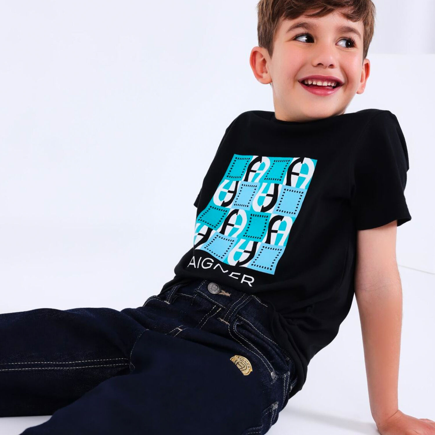 Boys Navy Blue Logo Denim Jeans, 1, hi-res