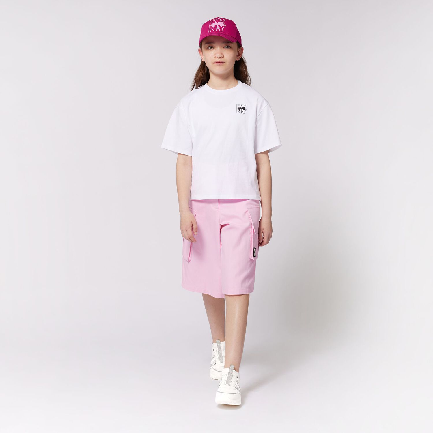 Girls White Logo Heart T-Shirt, 1, hi-res