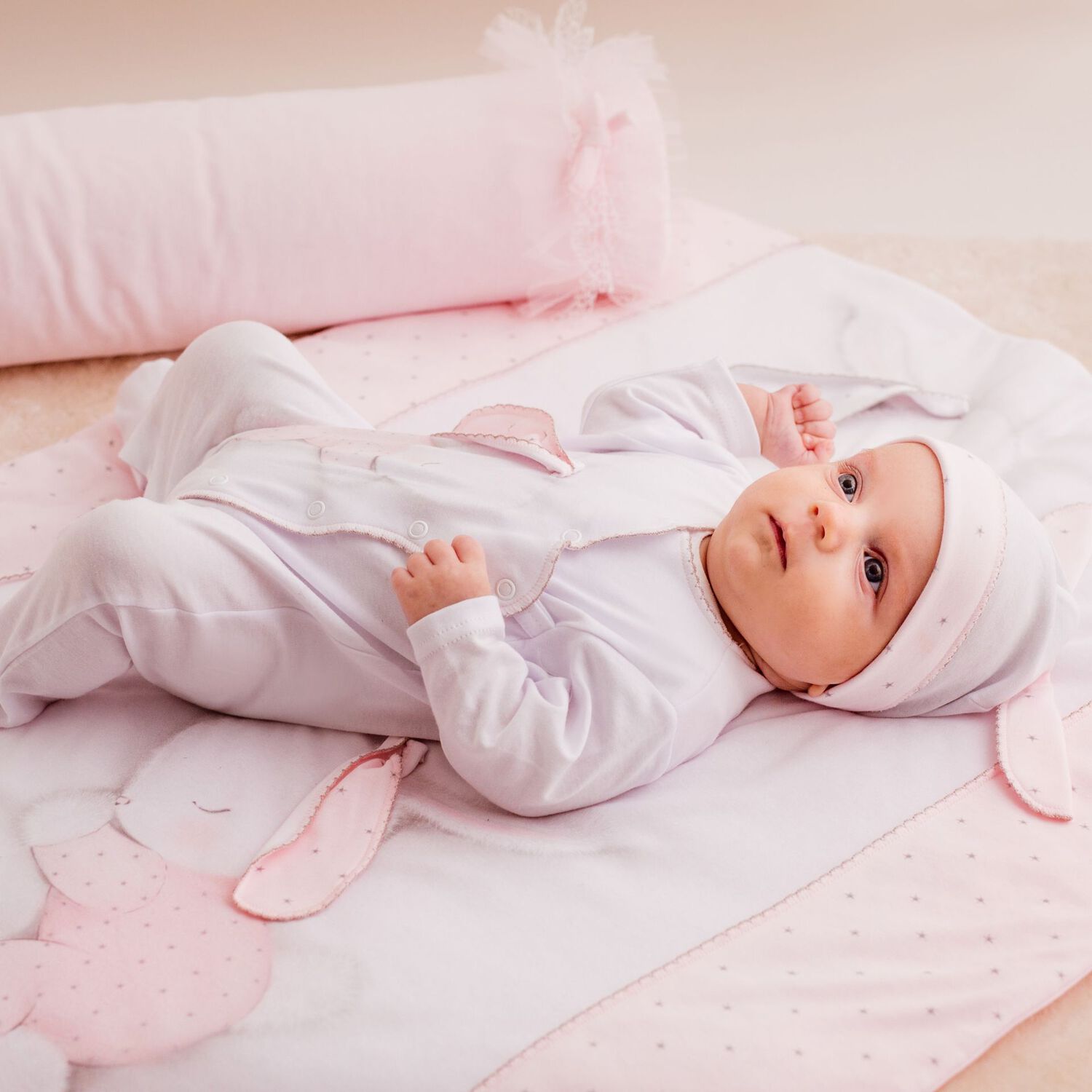 Baby Girls White & Pink Bunny Blanket & Hat Set, 1, hi-res image number null