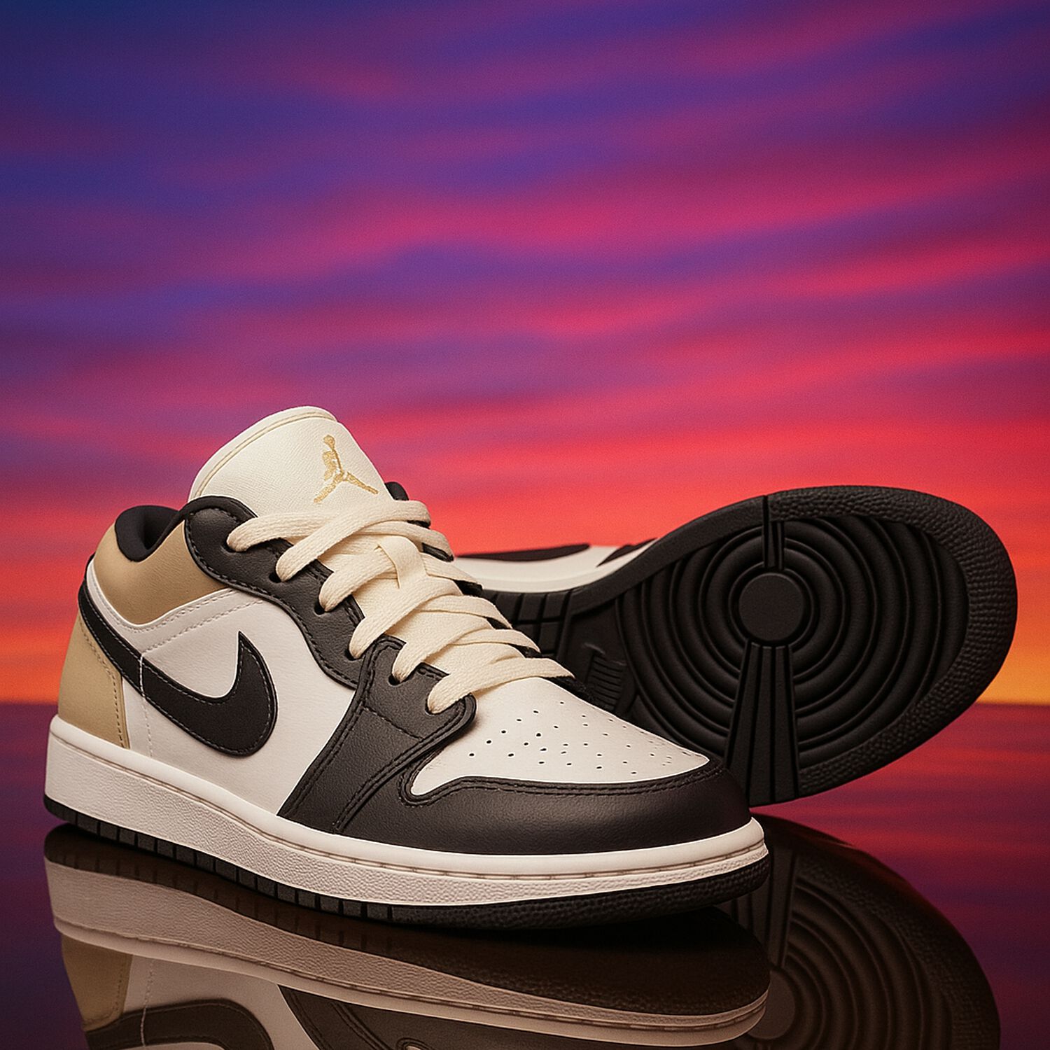 Black, White & Ivory Air Jordan 1 Low Trainers, 4, hi-res