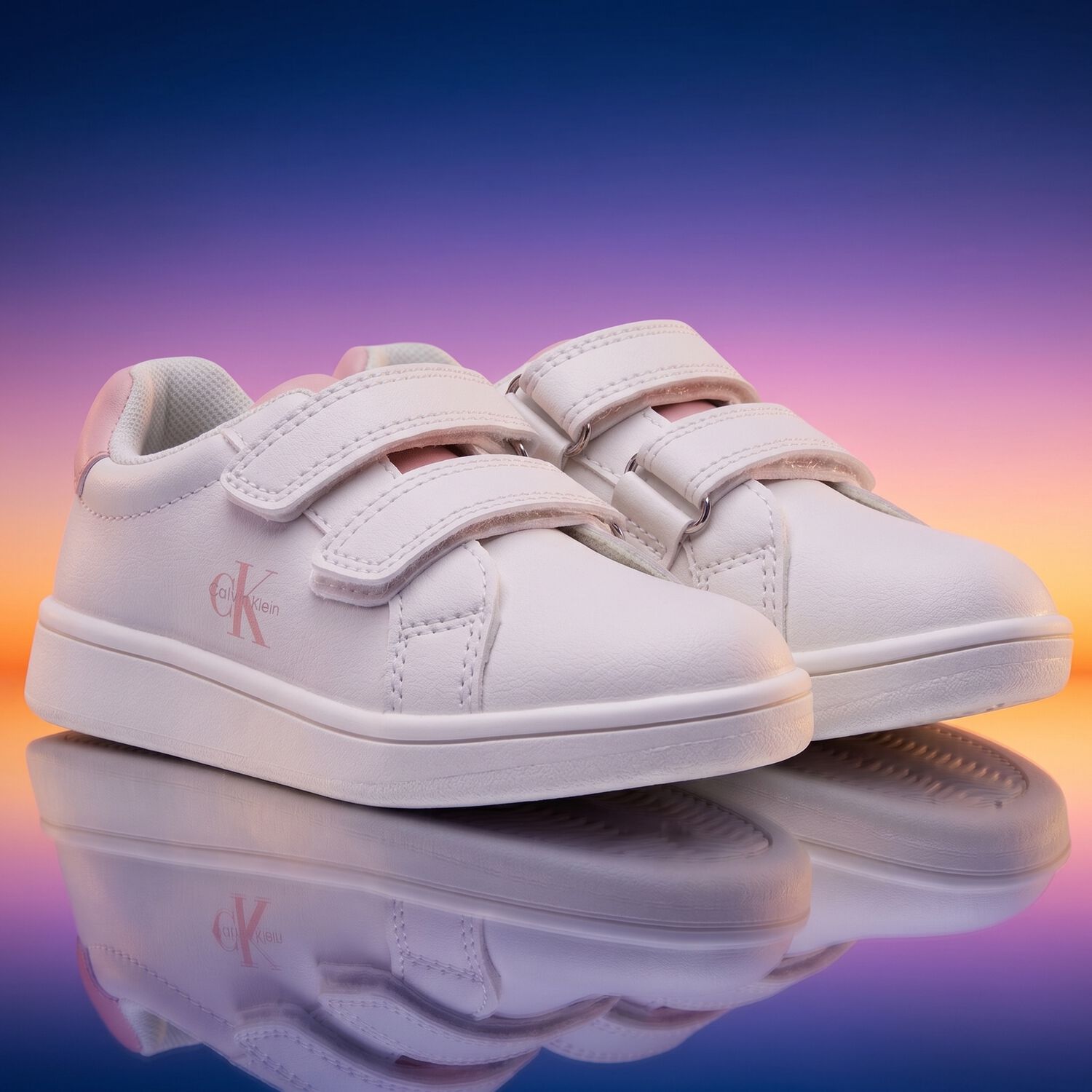 Girls White & Pink Logo Trainers , 1, hi-res