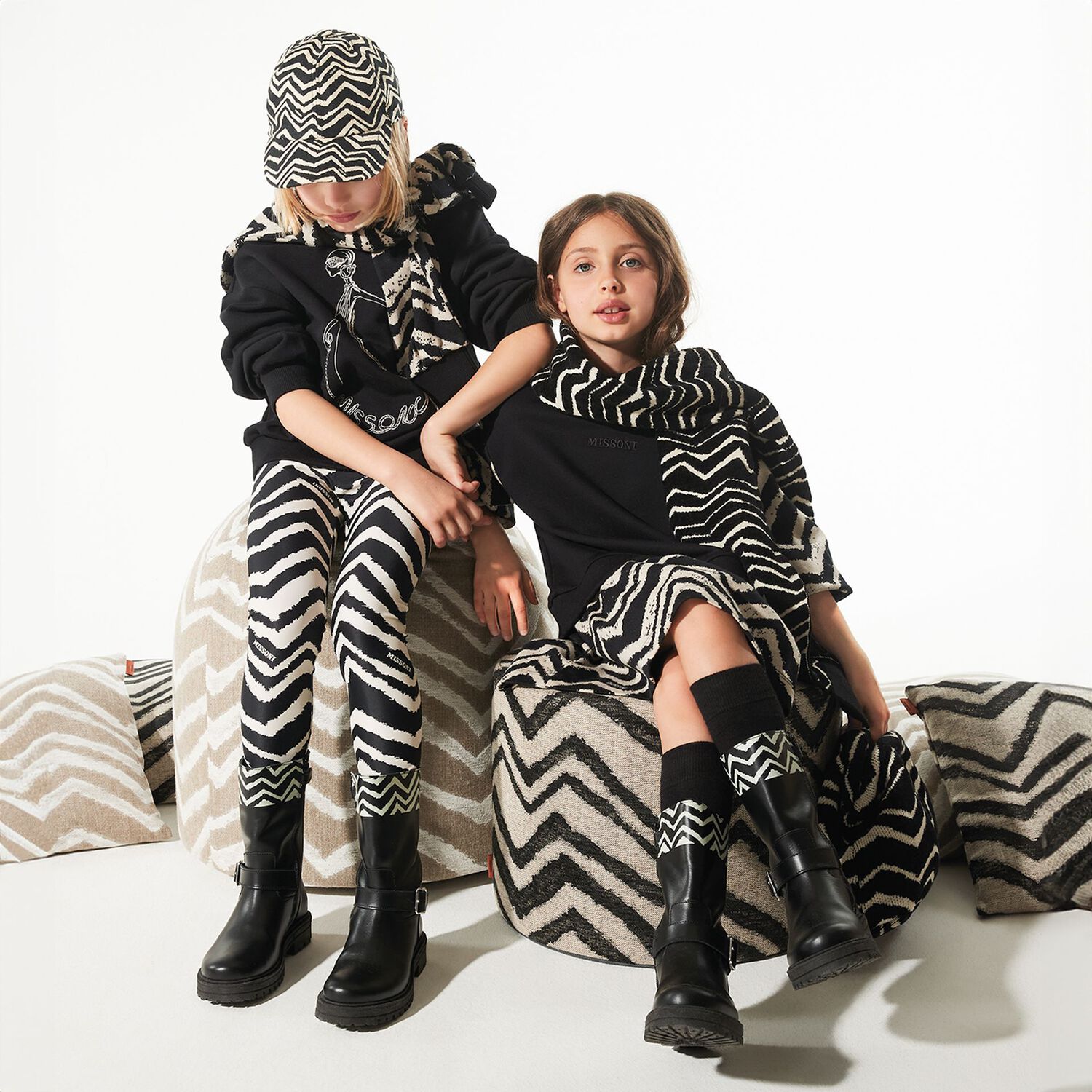 Girls Black & Ivory Logo Zig Zag Dress, 1, hi-res