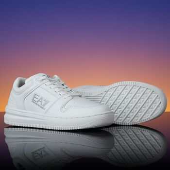 White logo Trainers