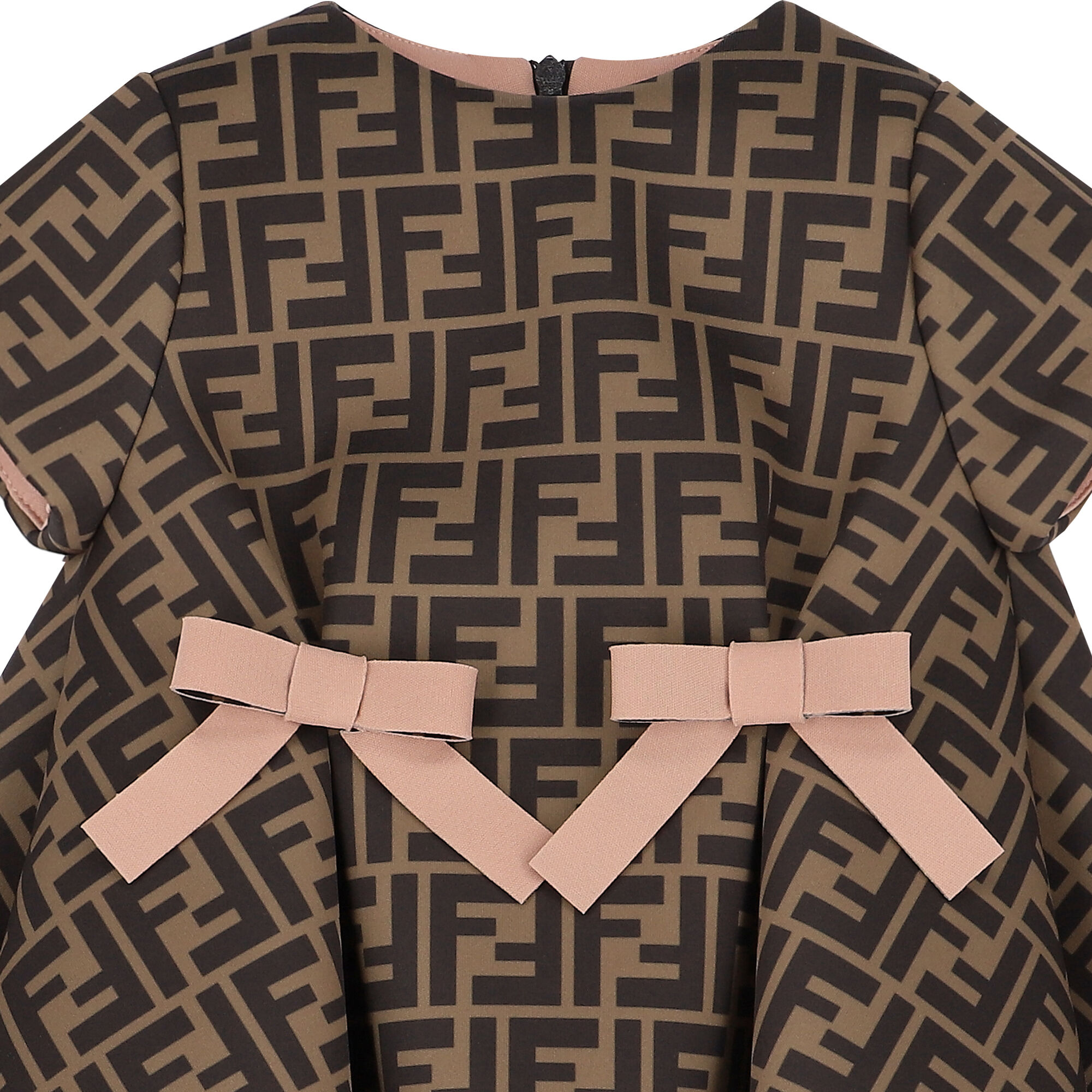 Fendi baby girl clothes discount