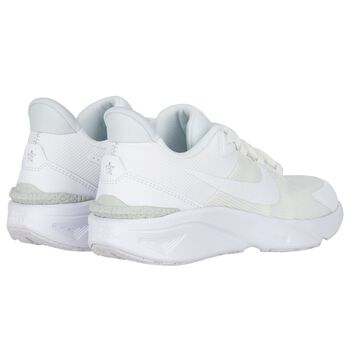 White Nike Star Runner Trainers